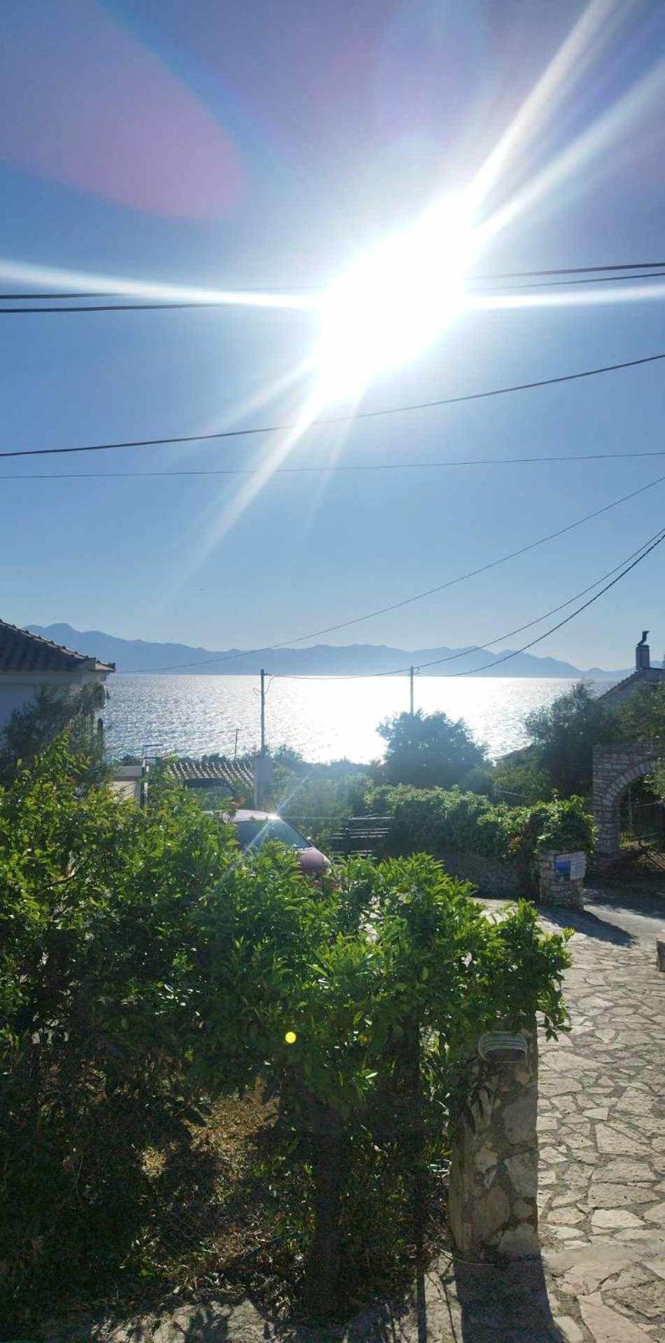 Takis Haikos House Two Minutes Walk To The Beach Peroulia Vounaria Luaran gambar