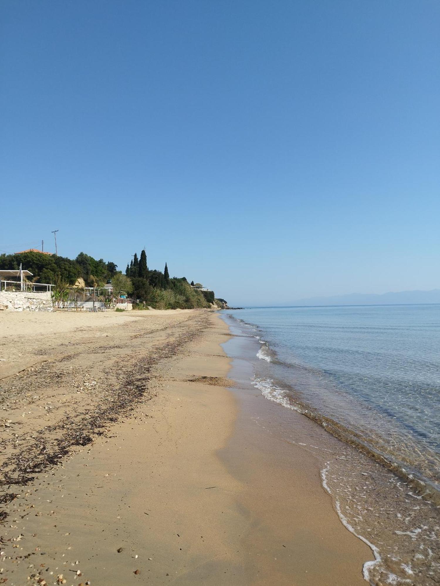 Takis Haikos House Two Minutes Walk To The Beach Peroulia Vounaria Luaran gambar