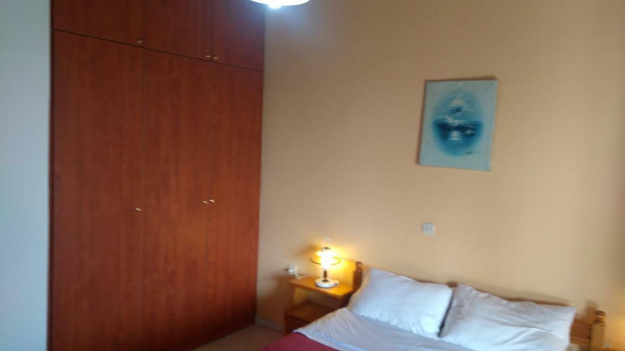 Takis Haikos House Two Minutes Walk To The Beach Peroulia Vounaria Luaran gambar